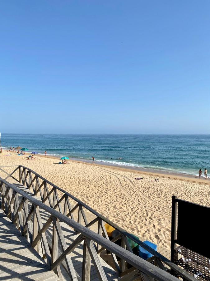 Beautiful Apartment For Rent In Quinta Do Lago With Excellent Resort Facilities Close To Lake And Beach. Kültér fotó