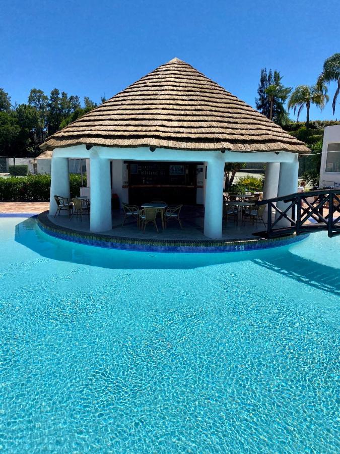 Beautiful Apartment For Rent In Quinta Do Lago With Excellent Resort Facilities Close To Lake And Beach. Kültér fotó