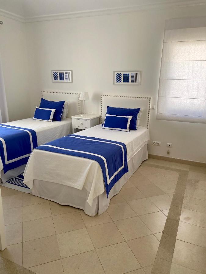 Beautiful Apartment For Rent In Quinta Do Lago With Excellent Resort Facilities Close To Lake And Beach. Kültér fotó