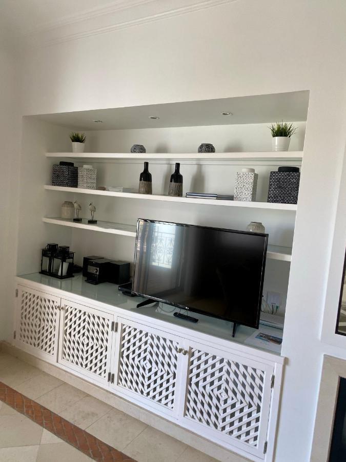 Beautiful Apartment For Rent In Quinta Do Lago With Excellent Resort Facilities Close To Lake And Beach. Kültér fotó