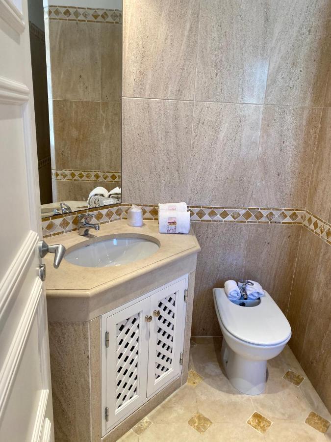 Beautiful Apartment For Rent In Quinta Do Lago With Excellent Resort Facilities Close To Lake And Beach. Kültér fotó