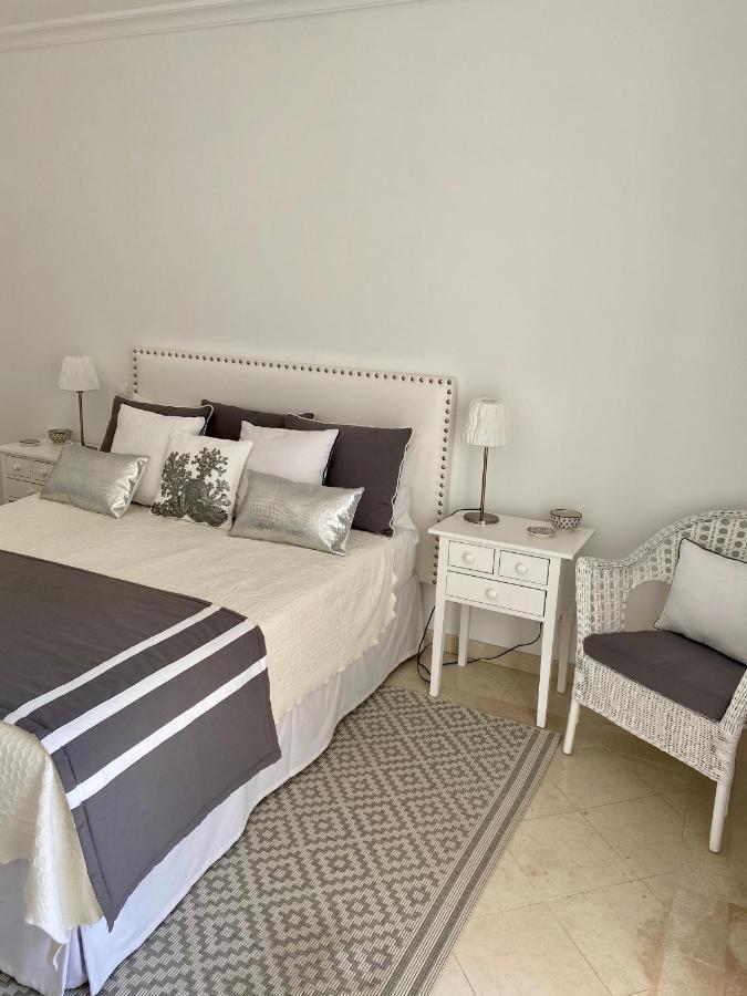 Beautiful Apartment For Rent In Quinta Do Lago With Excellent Resort Facilities Close To Lake And Beach. Kültér fotó